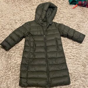 Dark green kids puffer